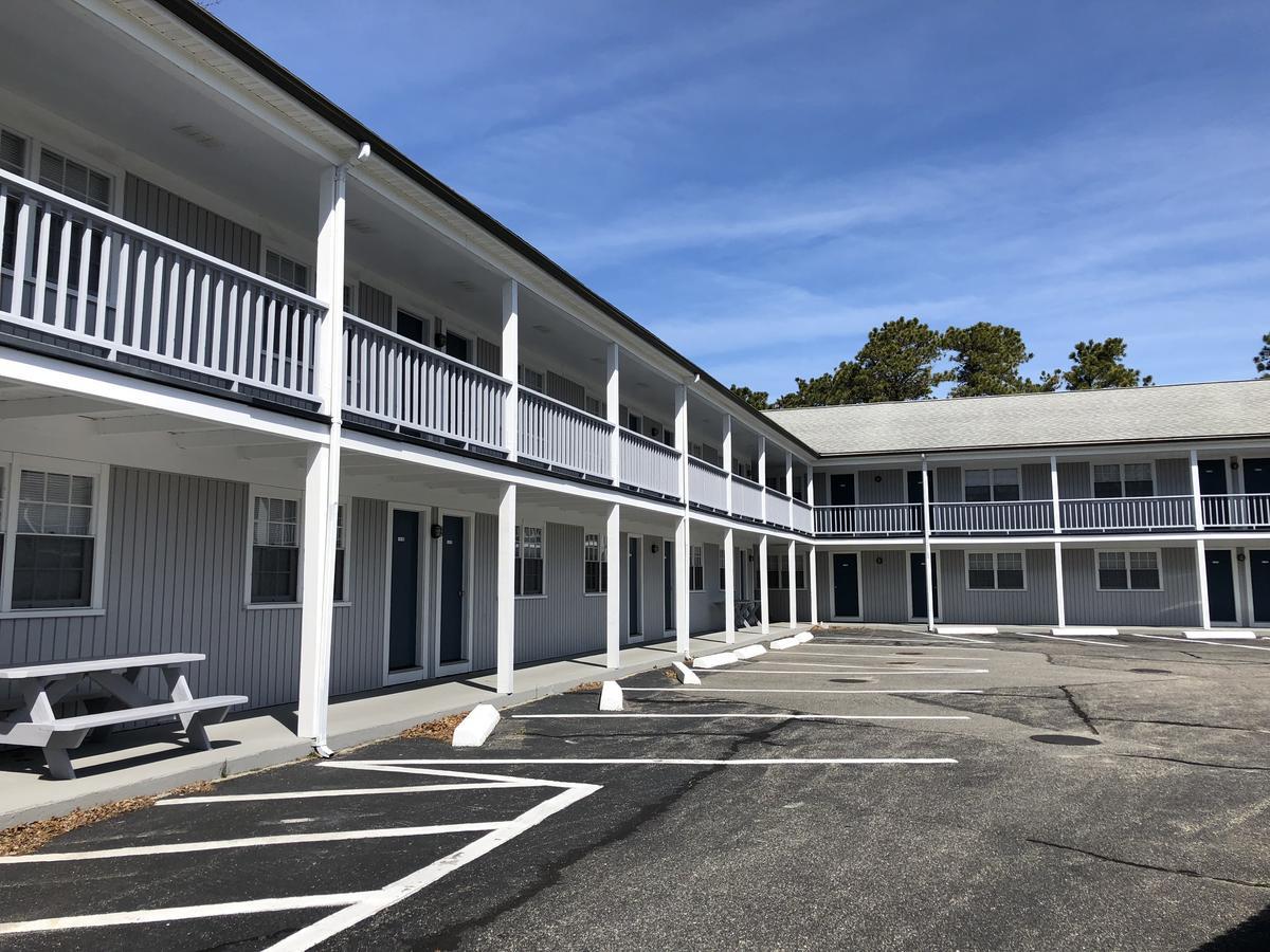 Doryman Motel เดนนิสพอร์ต ภายนอก รูปภาพ